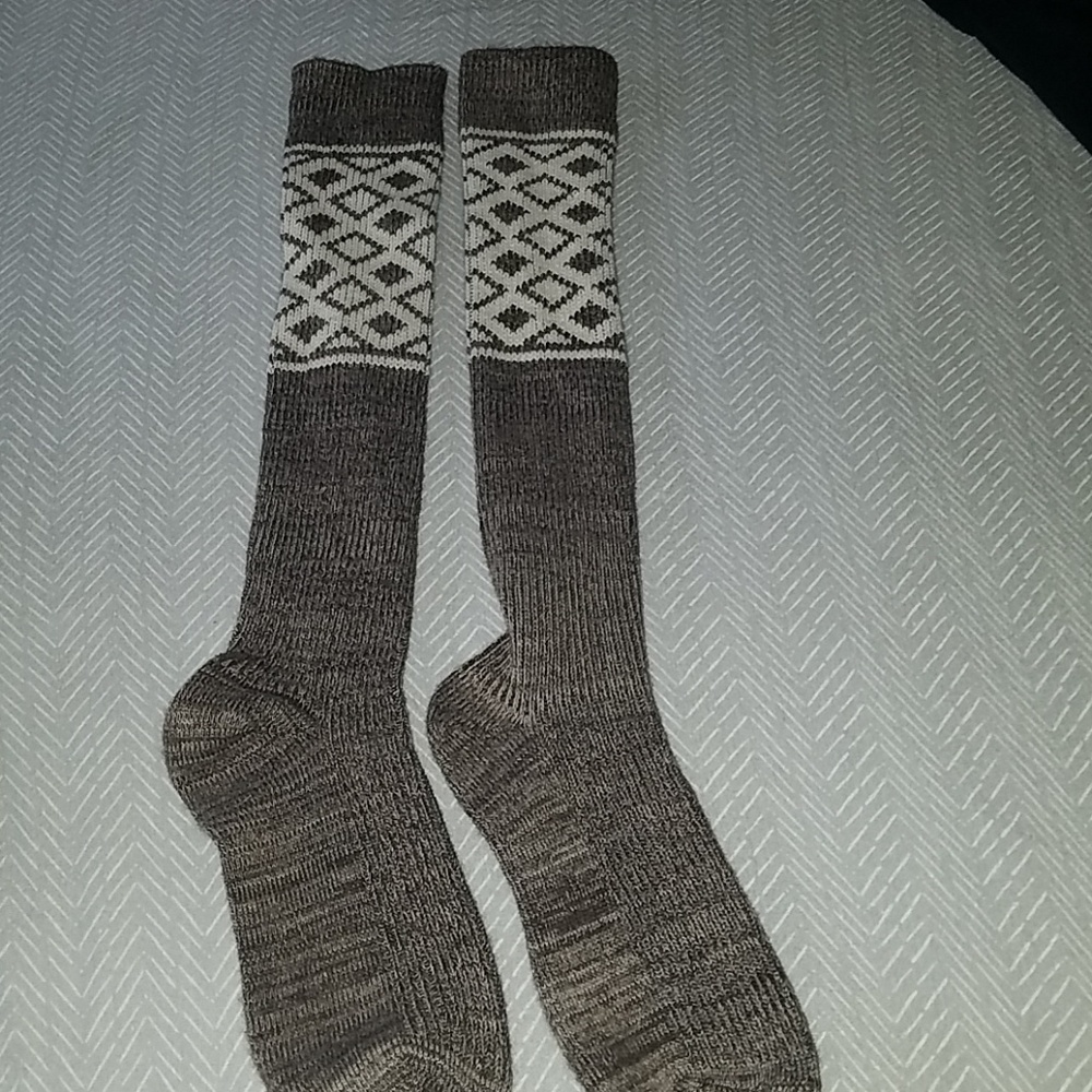 Long Bearpaw socks